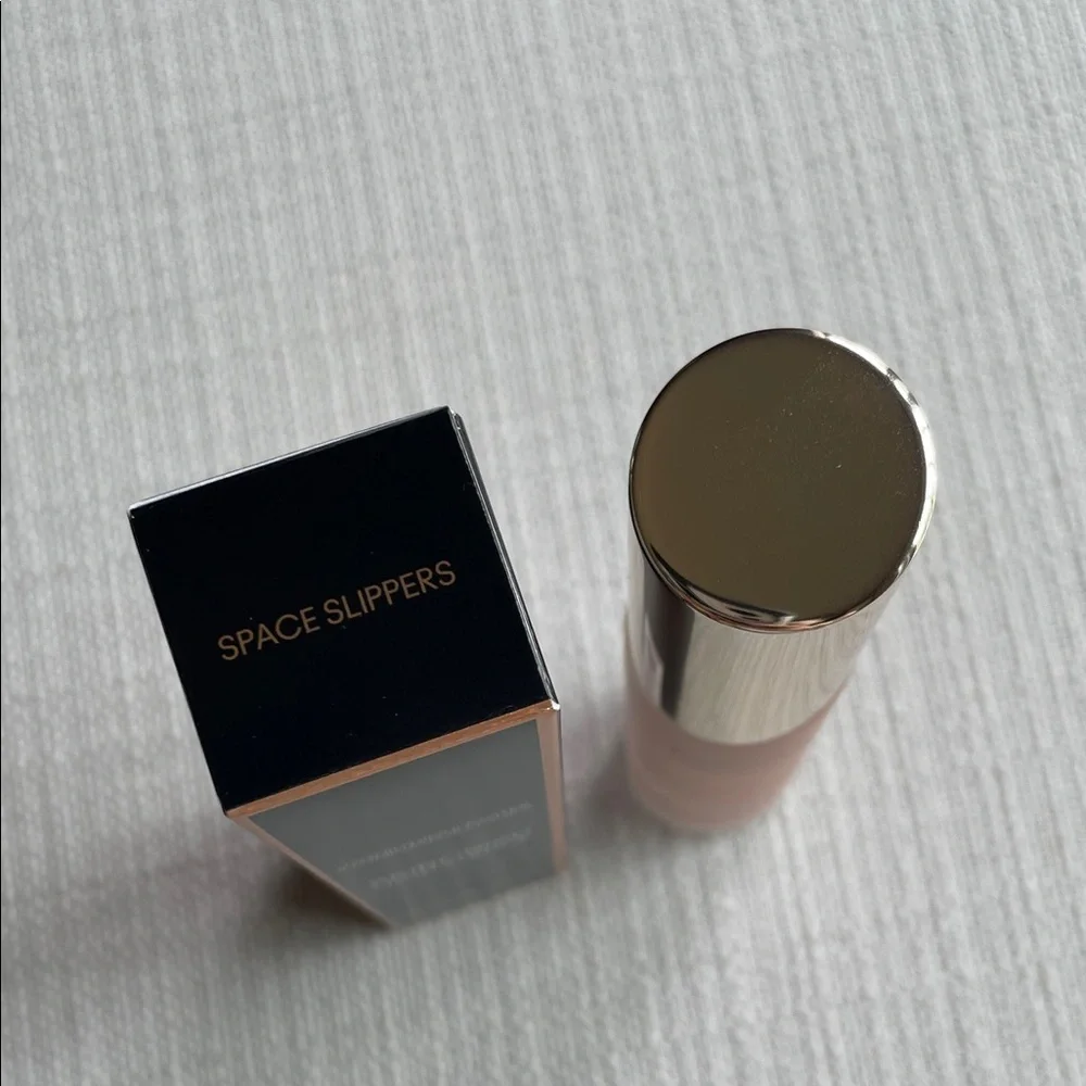 MAC Cosmetics Skinfinish Lightstruck Liquid Highlighter - space slippers